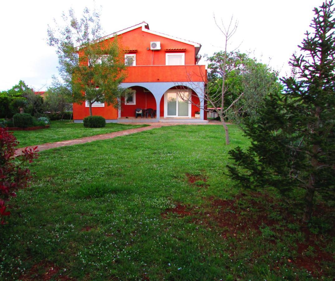 Apartman Perci Vrh Tar-Vabriga Extérieur photo